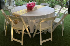 Palm-Island-Event-Table-Decor