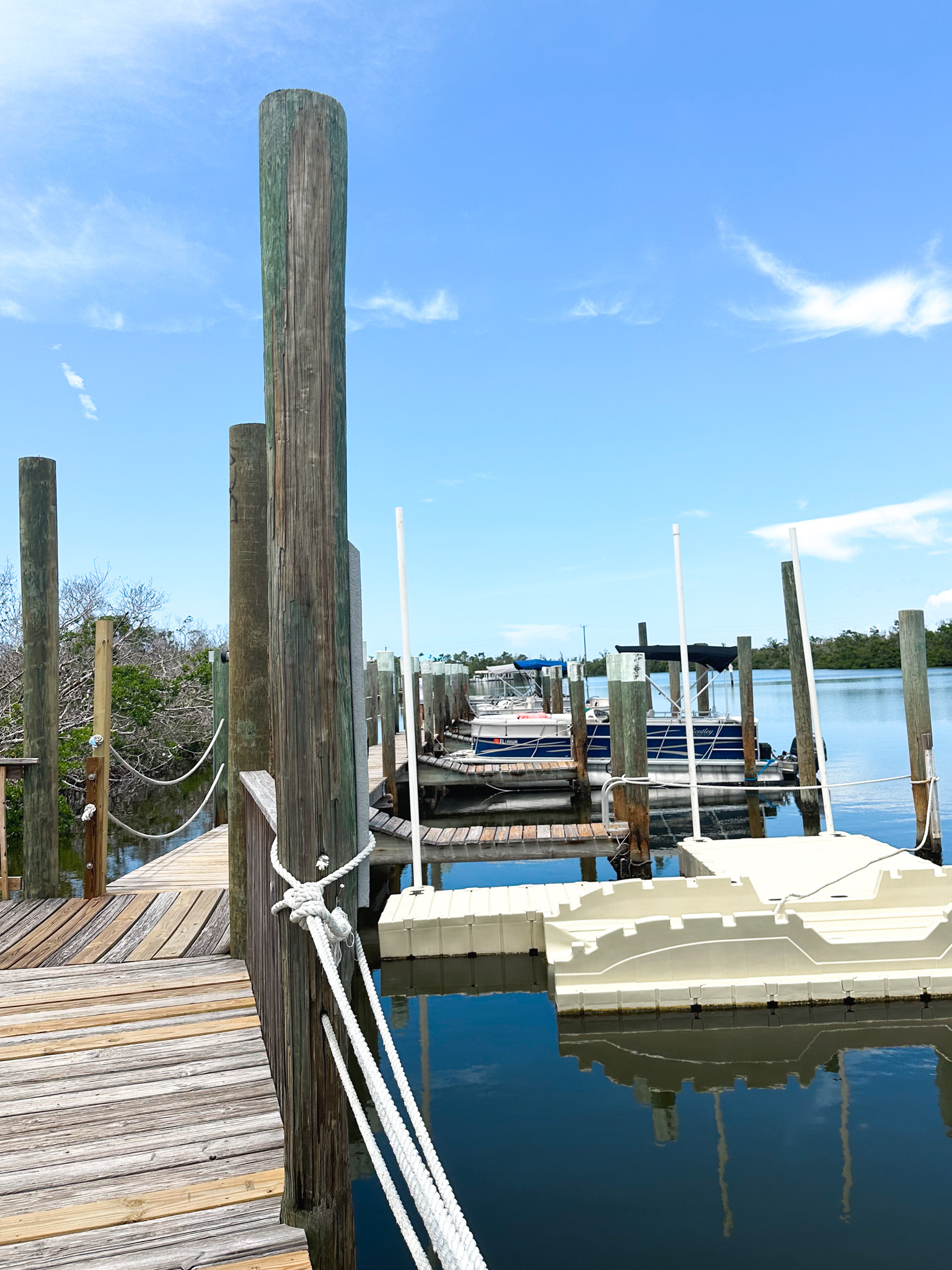 palm-island-boat-dock